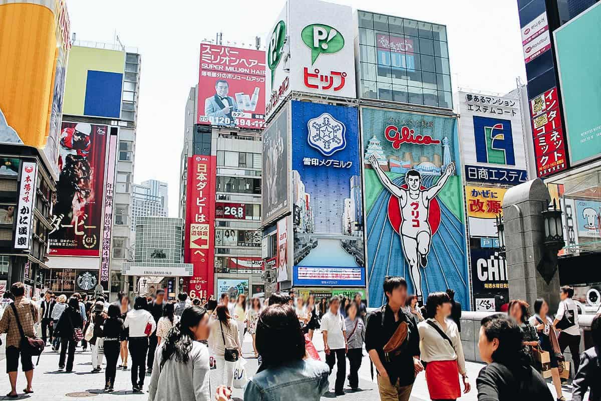Osaka Travel Guide Crowd at Shinsaibashi