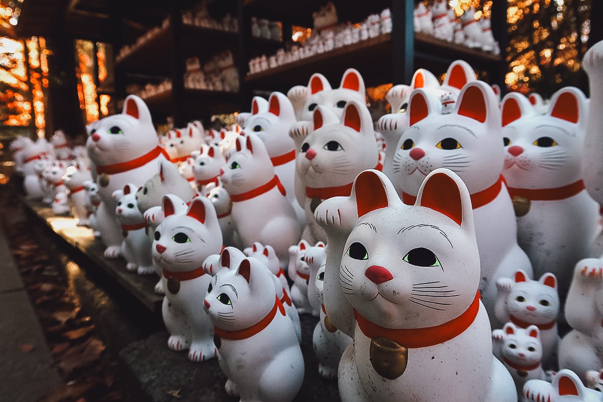 Beckoning cats at Gotokuji