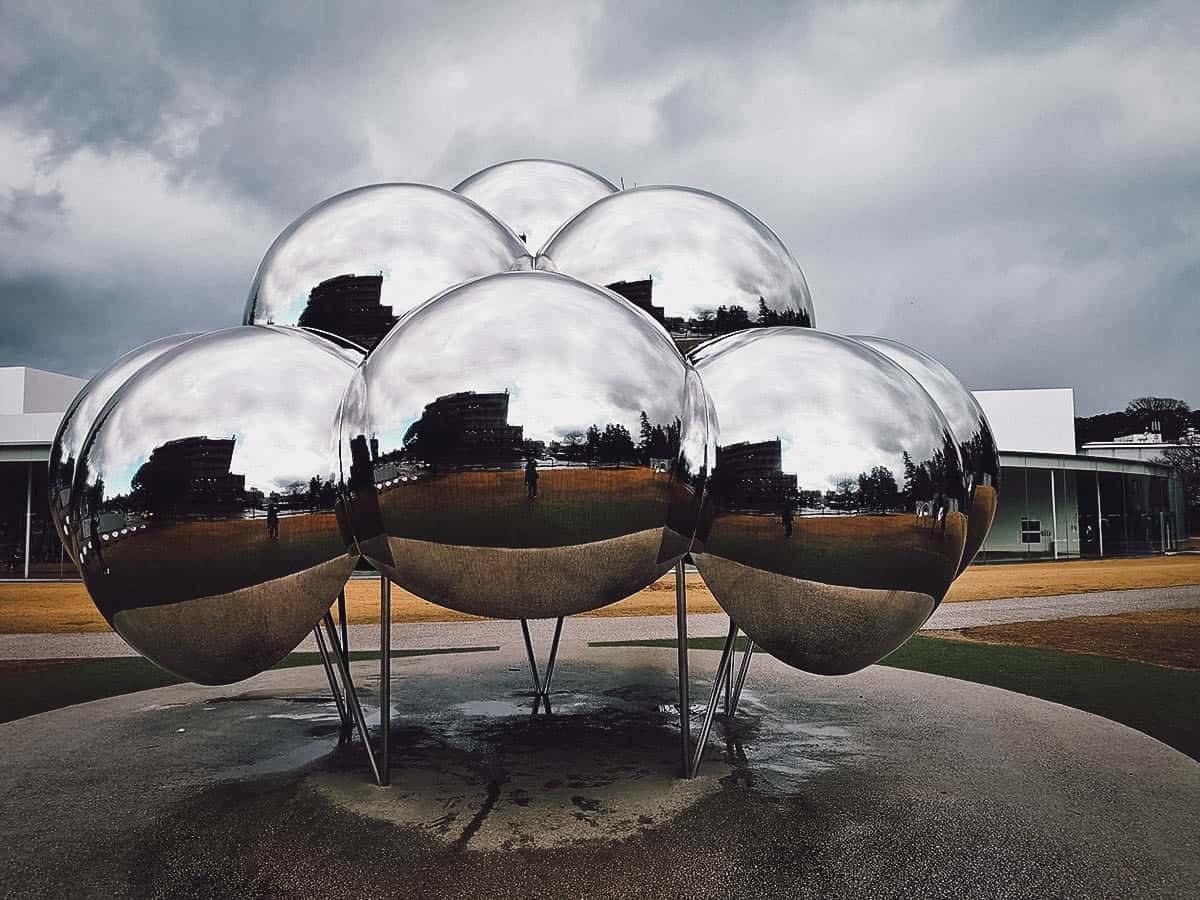 Kanazawa Travel Guide Sculpture at 21st Century Museum of Contemporary Art