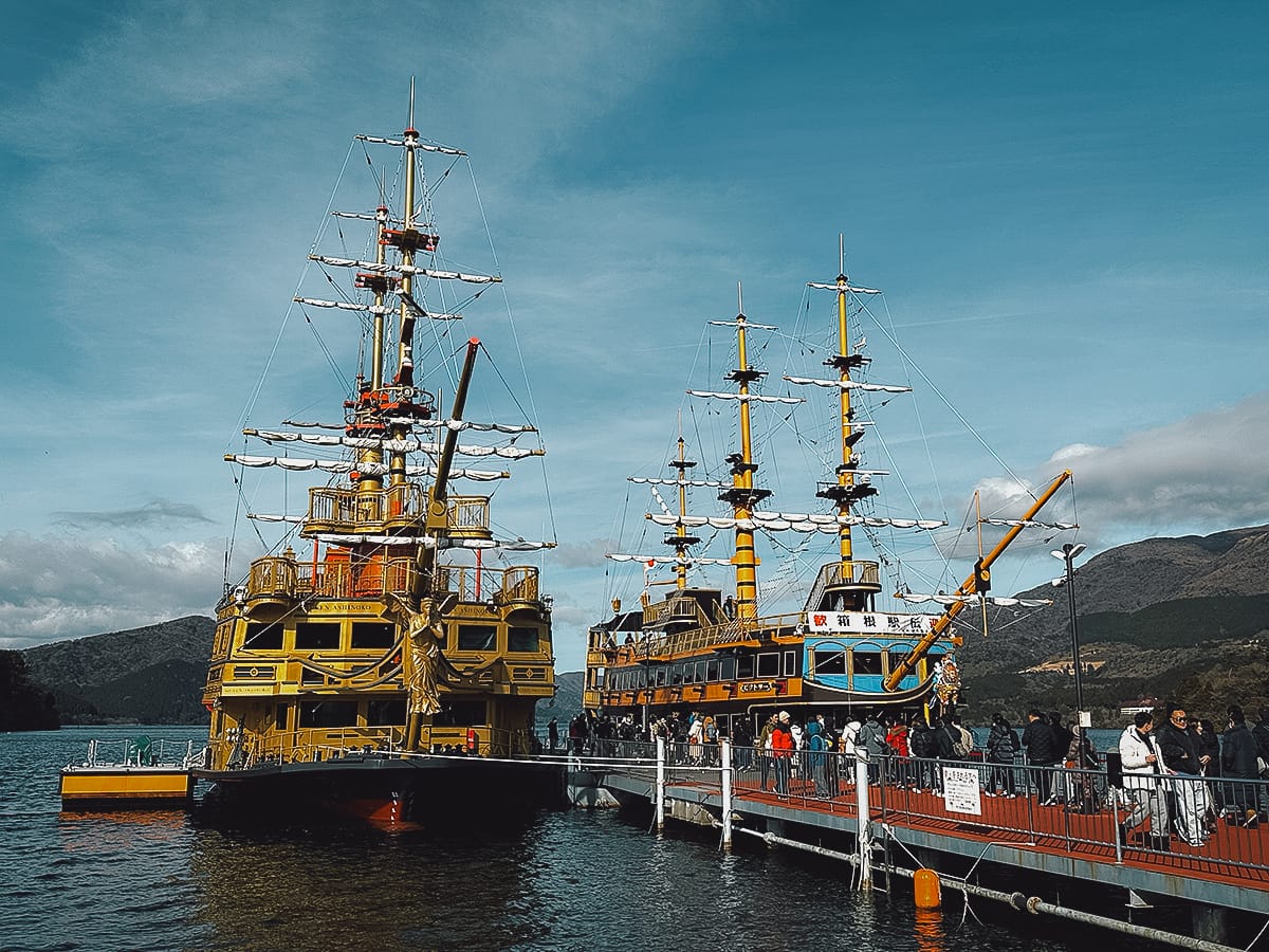 Hakone Free Pass Cruise ships on Lake Ashinoko