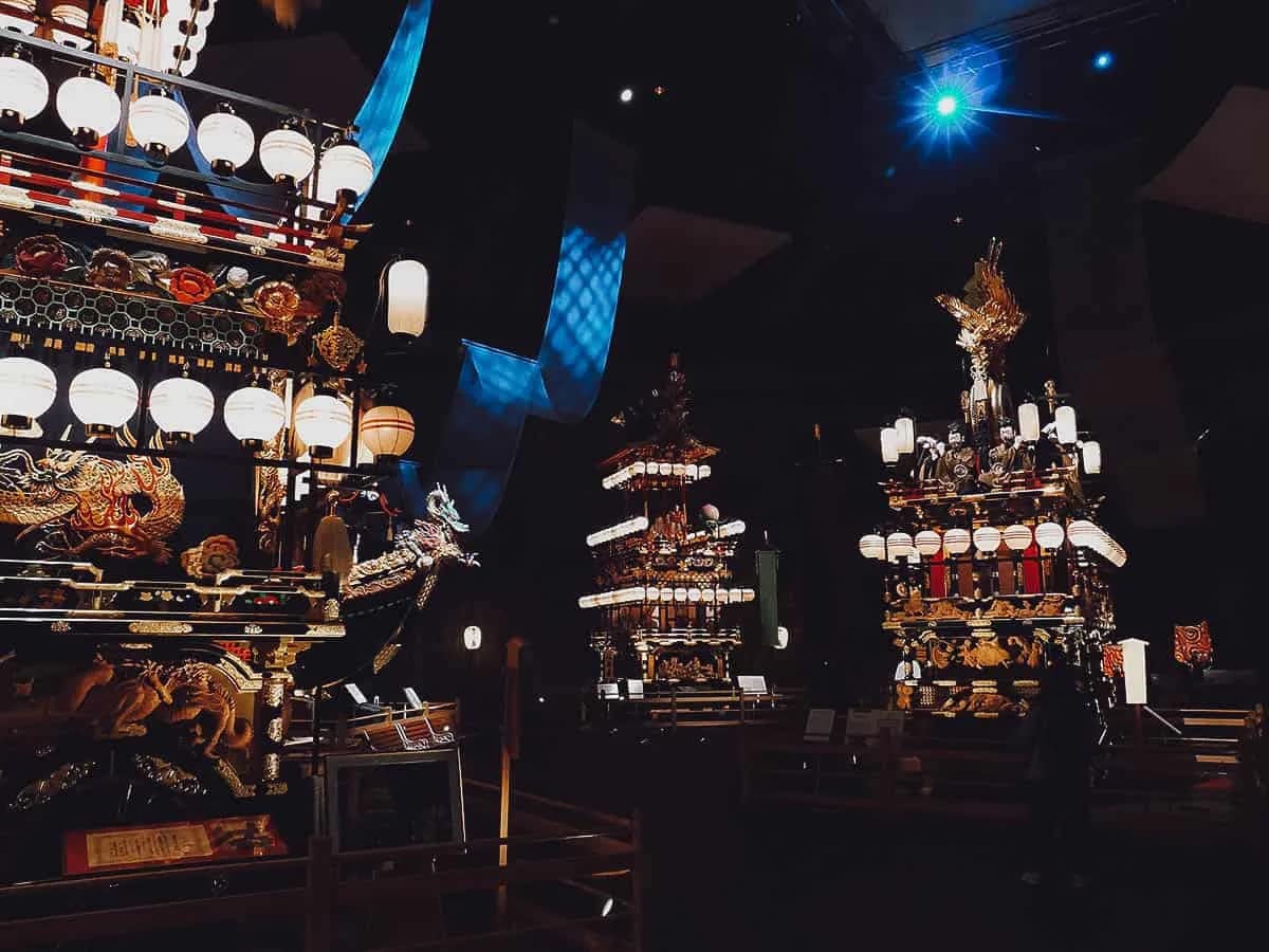 Takayama Travel Guide Floats in display at Matsuri No Mori Museum