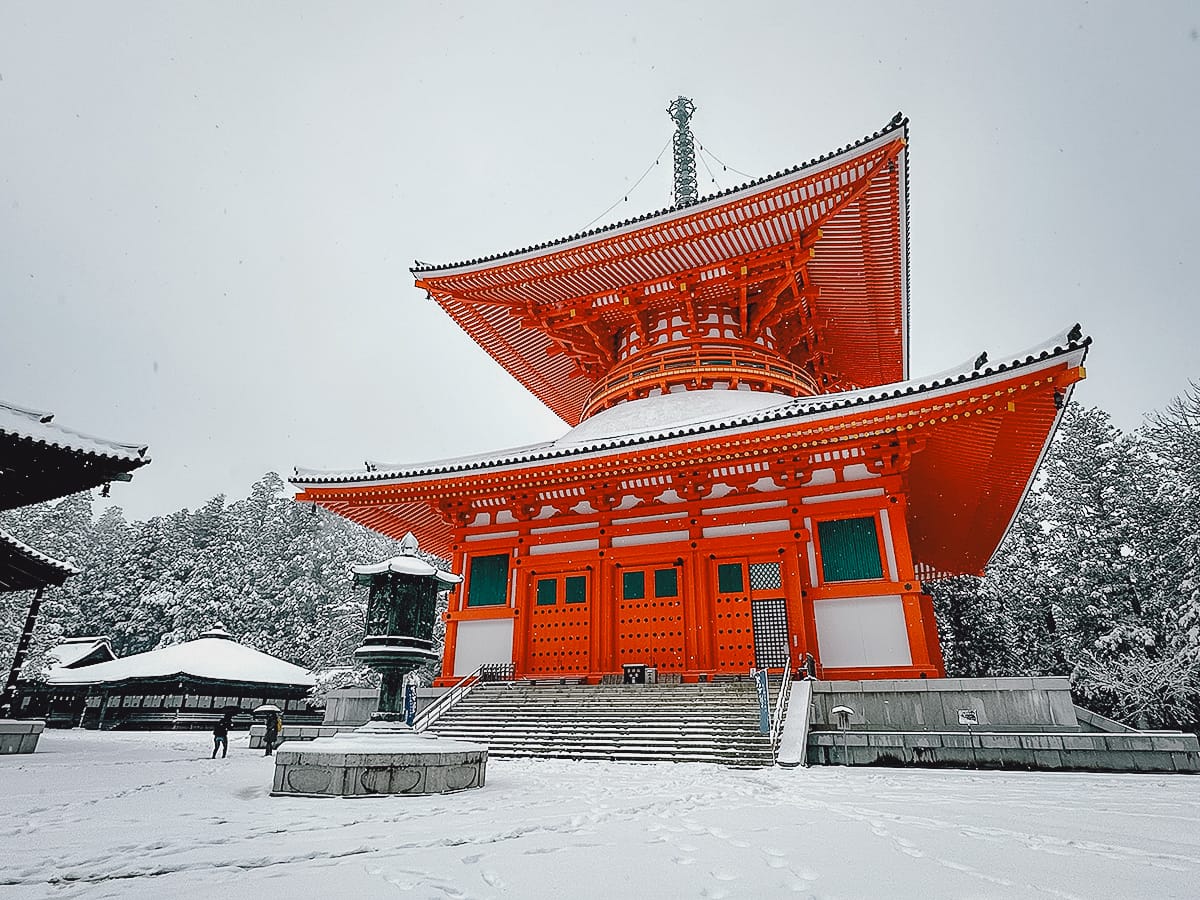 Danjo Garan in winter