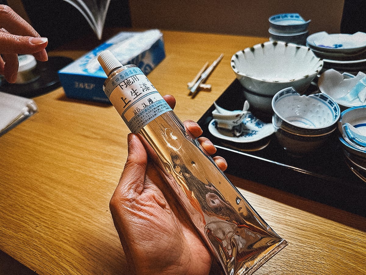 Kintsugi in Kyoto Tube of urushi lacquer