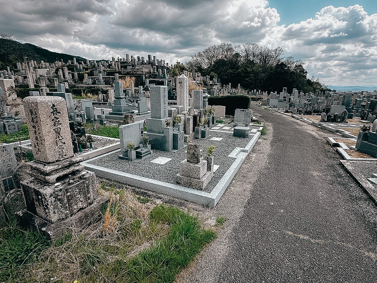 Yamanobe-no-michi Trail Cemetery along the trail