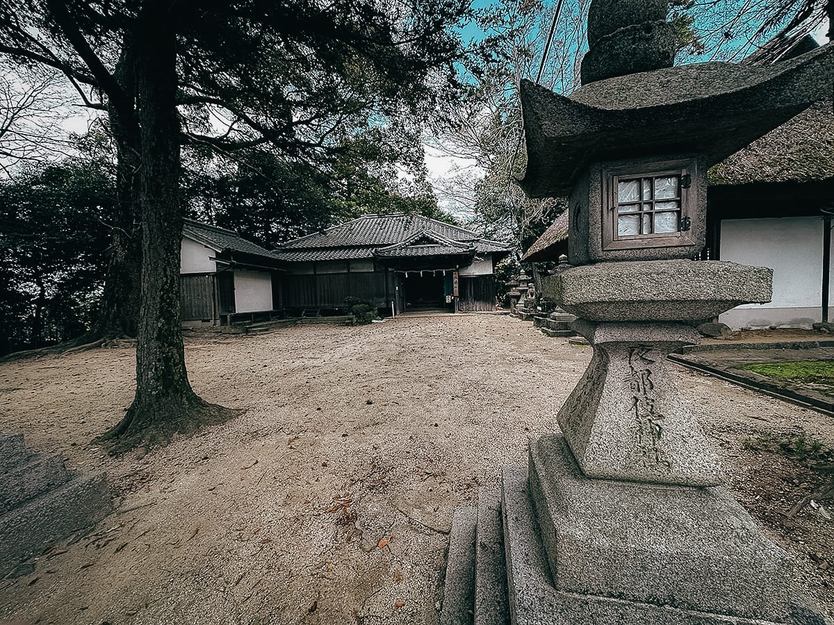 Yamanobe-no-michi Trail Yatogi Shrine