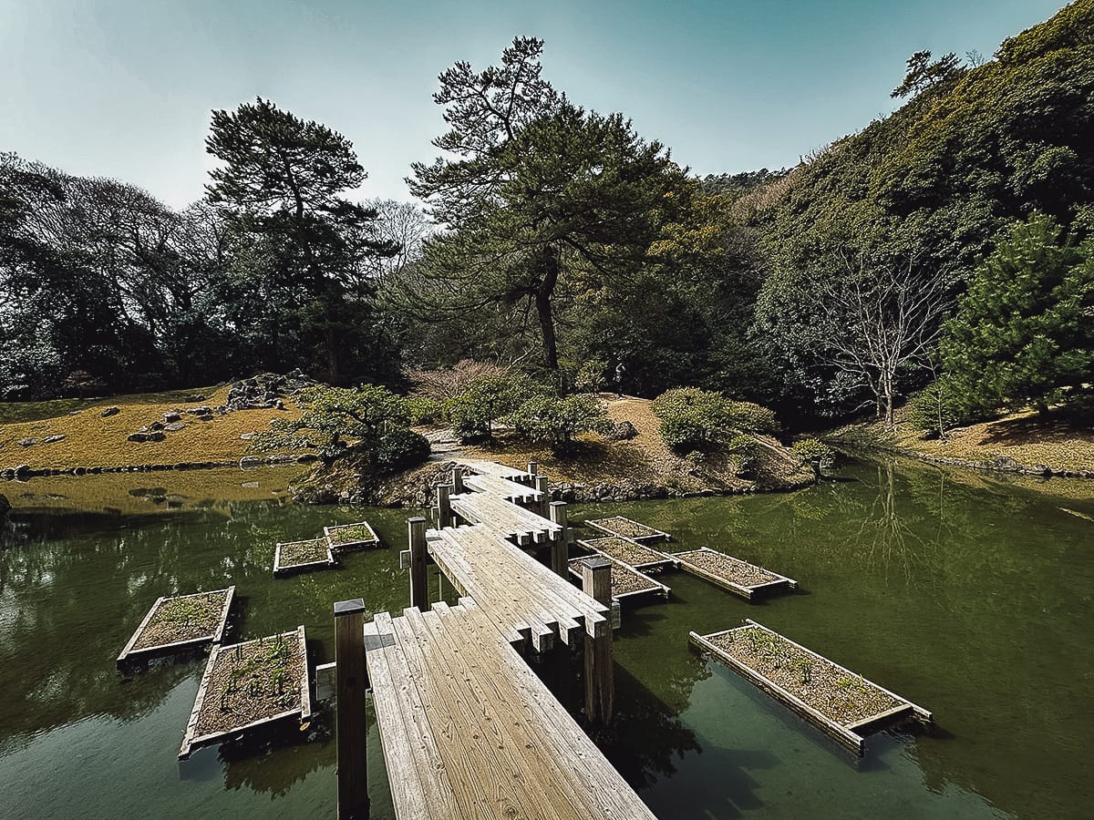 Ritsurin Koen Interesting bridge at Ritsurin Koen
